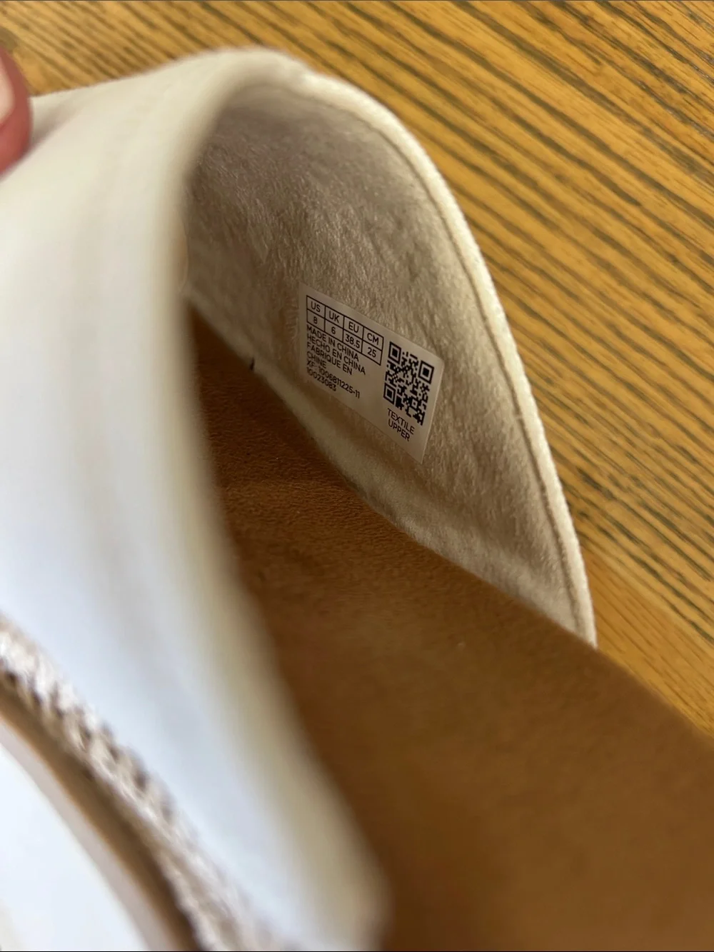 Toms slip into